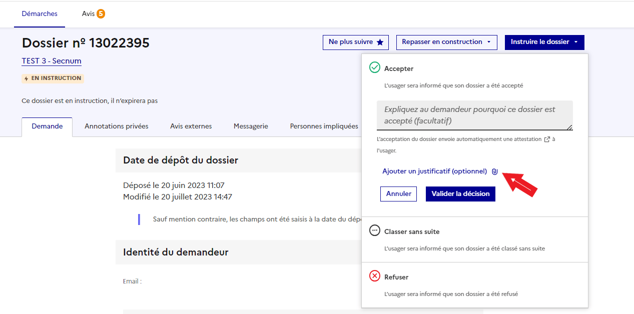 L’interface de l’instructeur pour accepter, refuser ou classer sans suite un dossier.